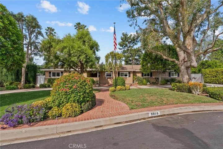 9819 Nestle, Northridge, California 91325