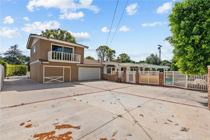 9819 Nestle, Northridge, California 91325