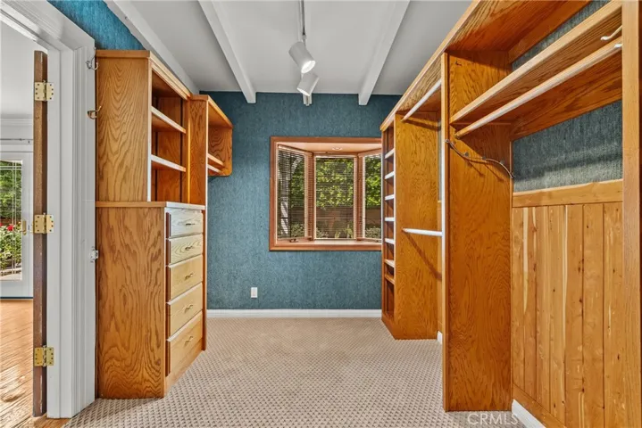 9819 Nestle, Northridge, California 91325