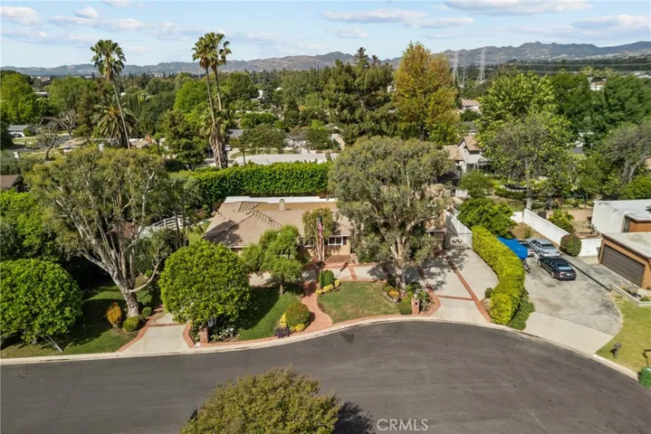 9819 Nestle, Northridge, California 91325
