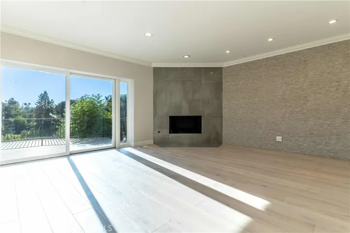 4918 Calvin Avenue, Tarzana, California 91356