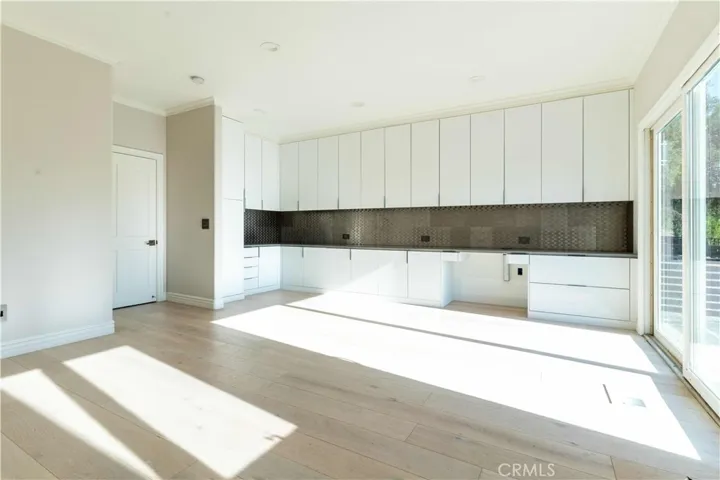4918 Calvin Avenue, Tarzana, California 91356