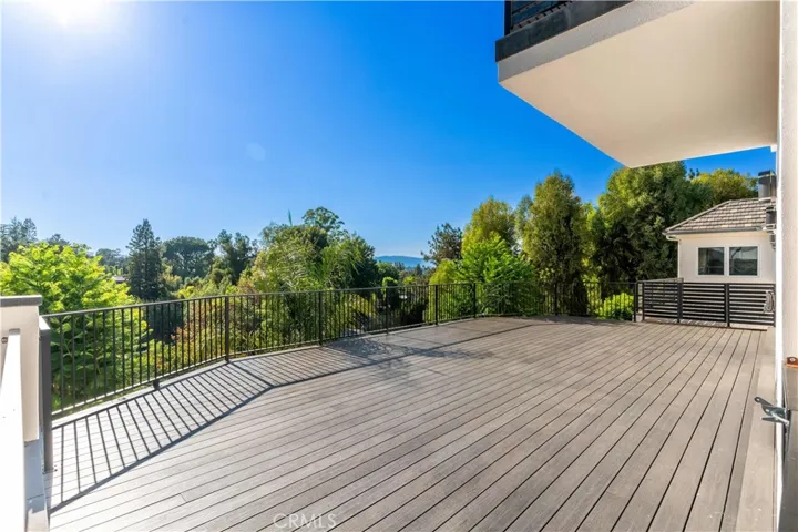 4918 Calvin Avenue, Tarzana, California 91356