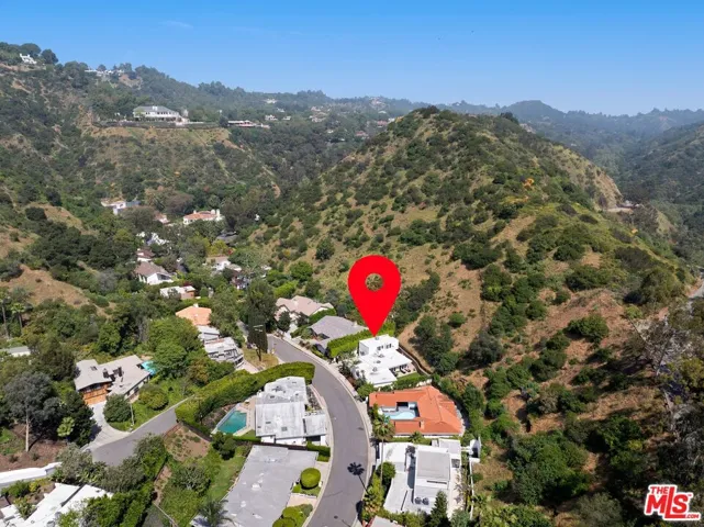 2060 N Beverly Drive, Beverly Hills, California 90210