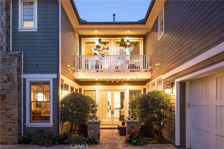 4492 Oceanridge Drive, Huntington Beach, California 92649