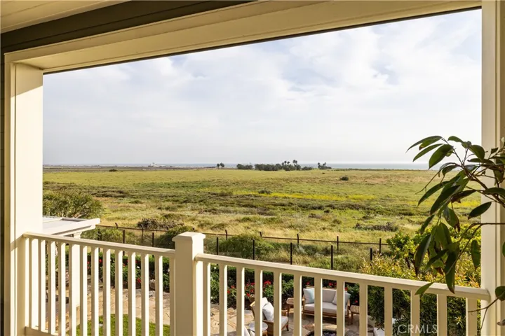 4492 Oceanridge Drive, Huntington Beach, California 92649