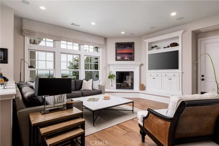 4492 Oceanridge Drive, Huntington Beach, California 92649