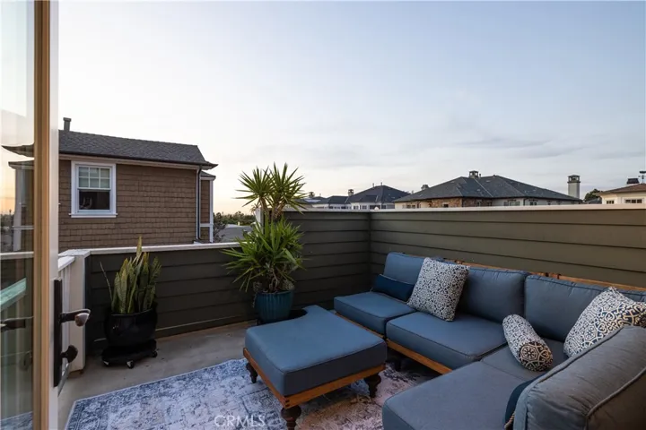 4492 Oceanridge Drive, Huntington Beach, California 92649