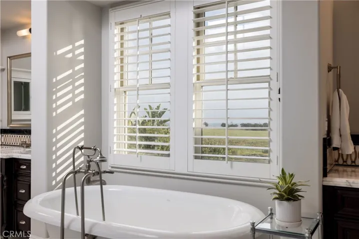 4492 Oceanridge Drive, Huntington Beach, California 92649