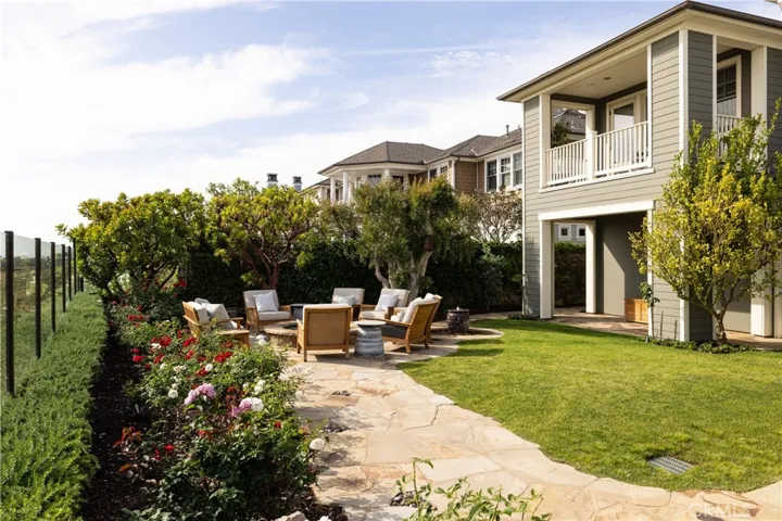 4492 Oceanridge Drive, Huntington Beach, California 92649