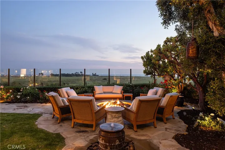 4492 Oceanridge Drive, Huntington Beach, California 92649