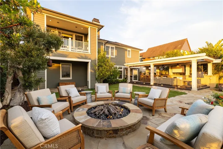 4492 Oceanridge Drive, Huntington Beach, California 92649