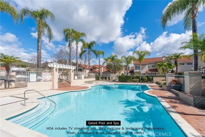 Pool/Spa located very close by