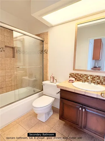 Secondary Upstairs bathroom