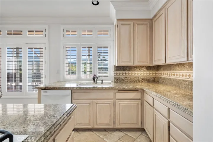 45703 Calle Ayora, Temecula, California 92592
