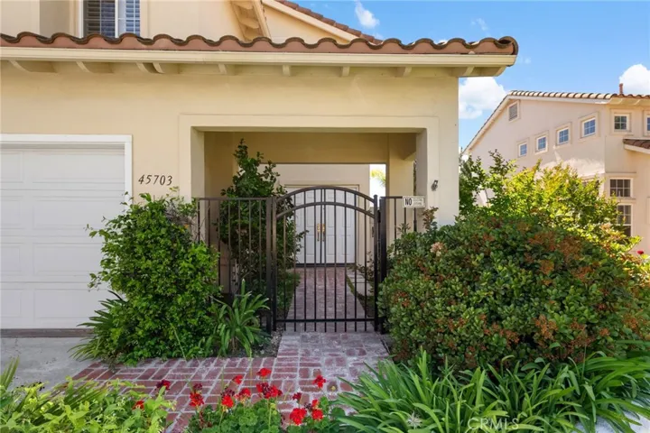 45703 Calle Ayora, Temecula, California 92592