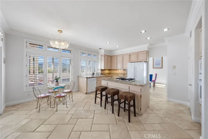 45703 Calle Ayora, Temecula, California 92592