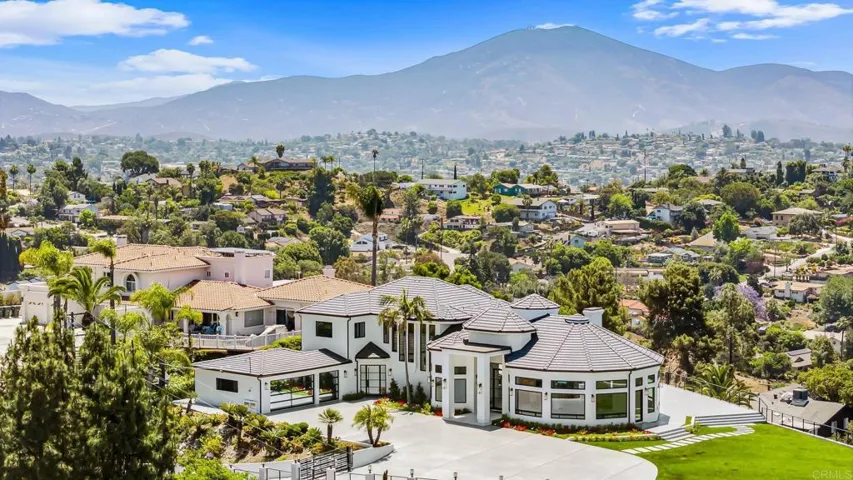 9355 Lavell Street, La Mesa, California 91941