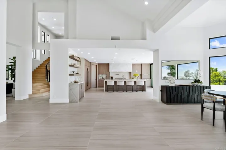 9355 Lavell Street, La Mesa, California 91941