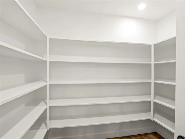 Walkin pantry