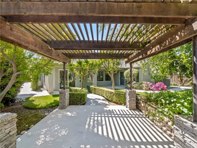 1582 E Revere, Fresno, California 93720