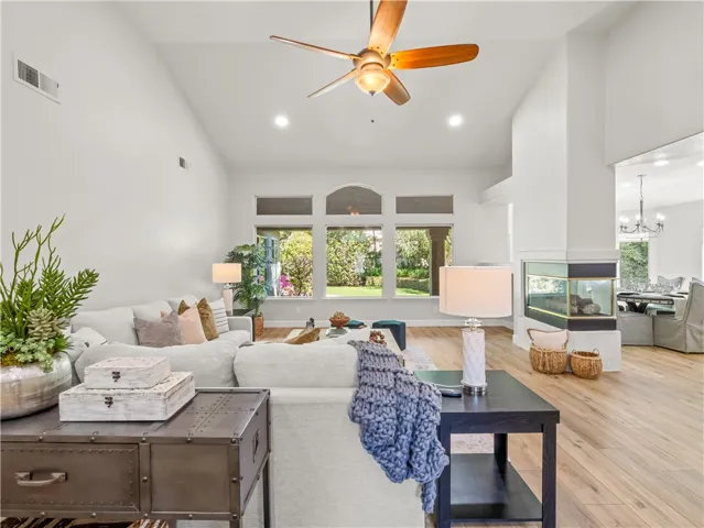 1582 E Revere, Fresno, California 93720
