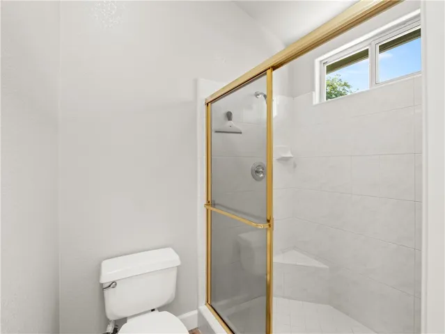 1582 E Revere, Fresno, California 93720