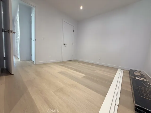 3rd bedroom side view