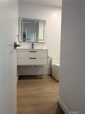 2nd Bathroom