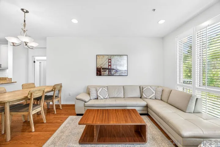 3887 Pell Pl. 314, San Diego, California 92130