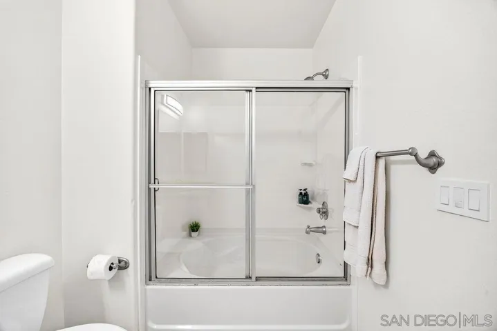 3887 Pell Pl. 314, San Diego, California 92130