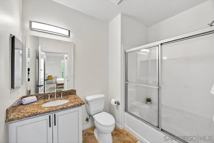 3887 Pell Pl. 314, San Diego, California 92130
