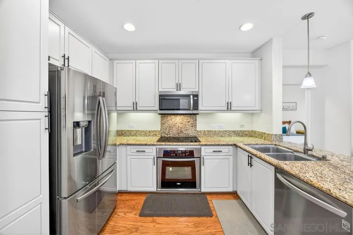 3887 Pell Pl. 314, San Diego, California 92130