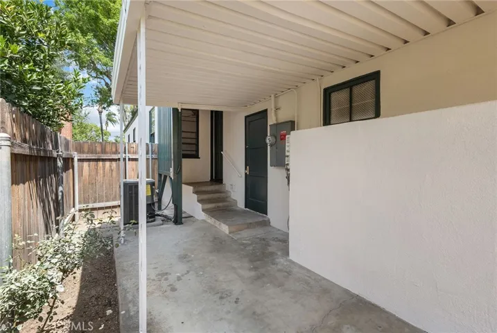 5615 Brockton, Riverside, California 92506