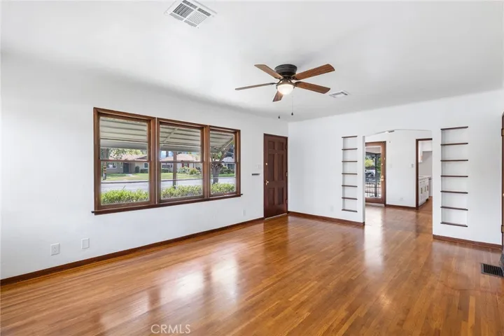 5615 Brockton, Riverside, California 92506