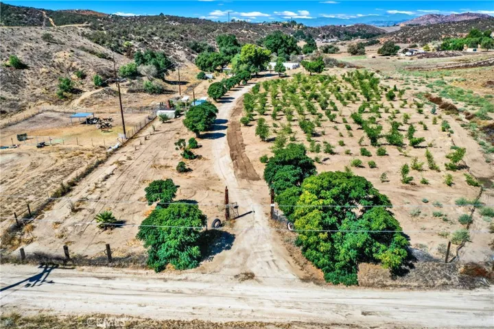 39145 Calle Cordova, Temecula, California 92592