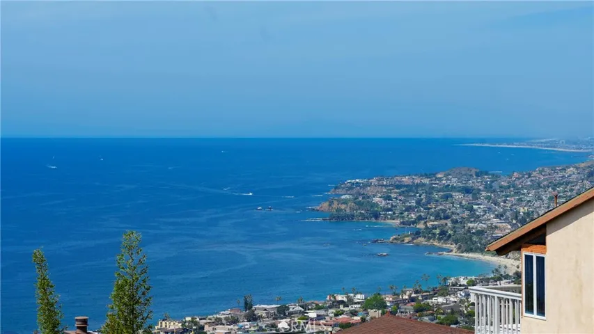 1040 La Mirada Street, Laguna Beach, California 92651