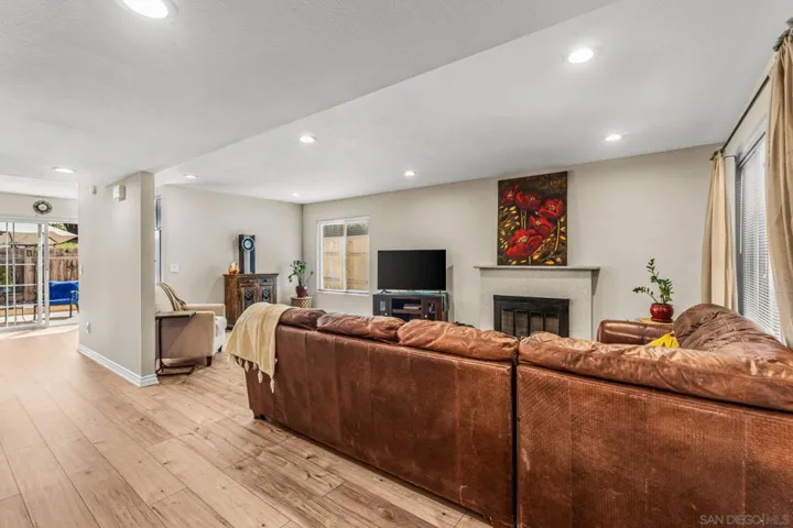 8963 Capcano, San Diego, California 92126