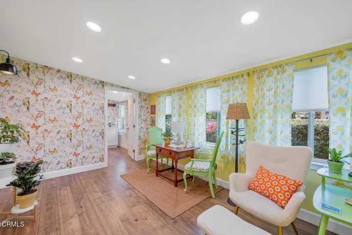 Sunroom to Laundry Rm
