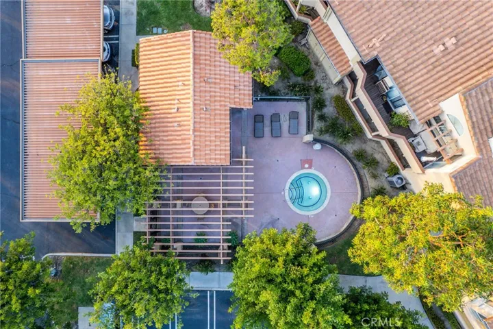 Community spa located close to property. 9jjj