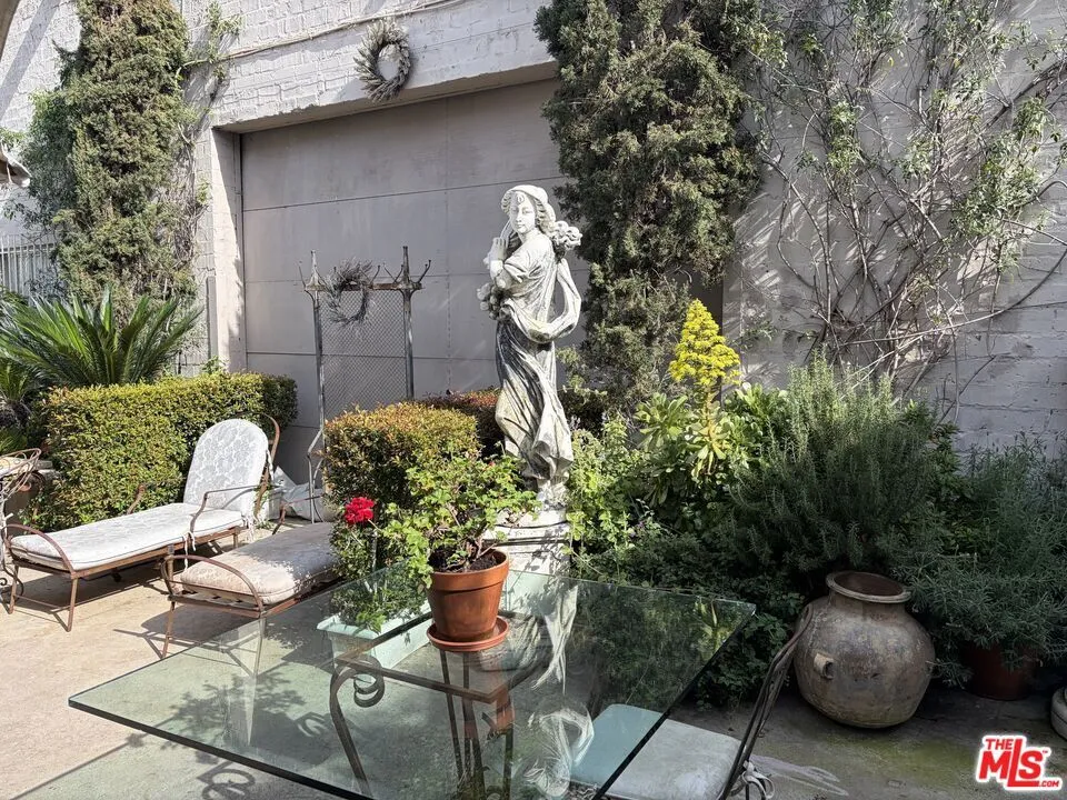 2252 W Washington Boulevard, Los Angeles, California 90018 — photo 4
