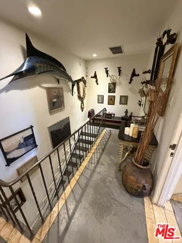 2252 W Washington Boulevard, Los Angeles, California 90018