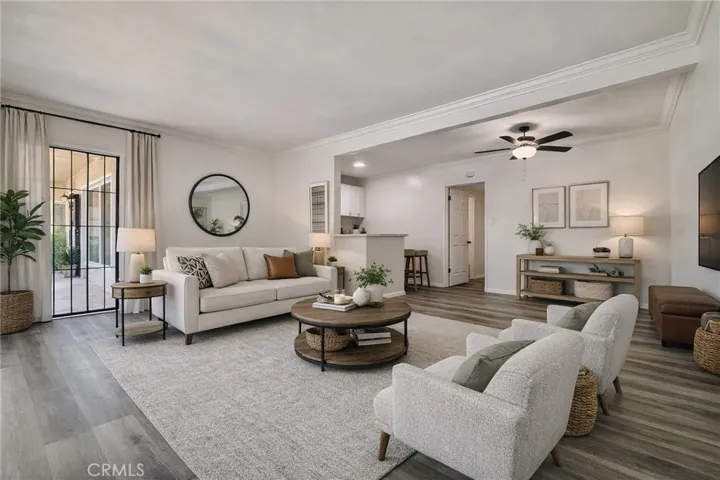 1835 W Crestwood A, Anaheim, California 92804