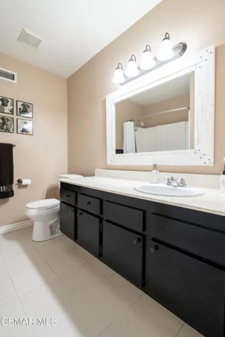 78 N Sabra Ave-32