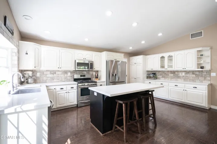 78 N Sabra Ave-19
