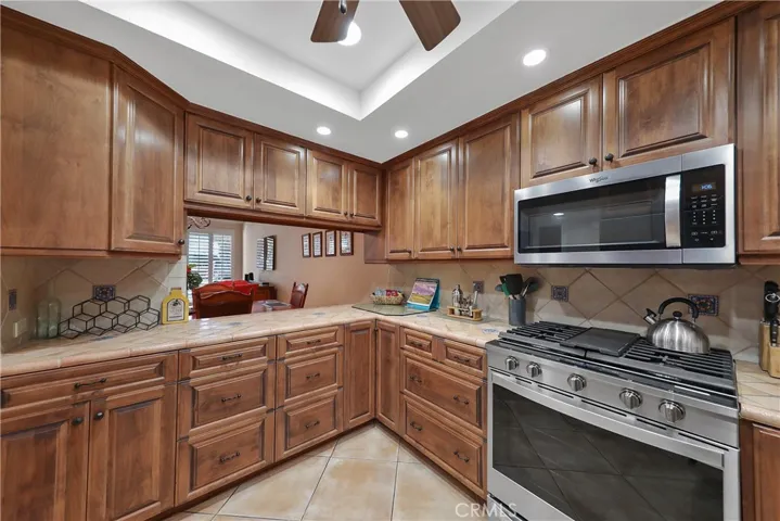 Pass-through kitchen