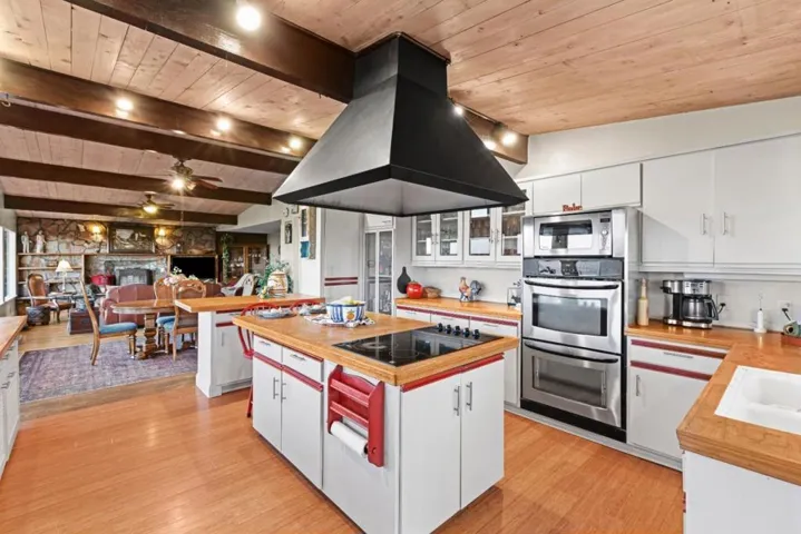 440 Hillside Road, San Juan Bautista, California 95045