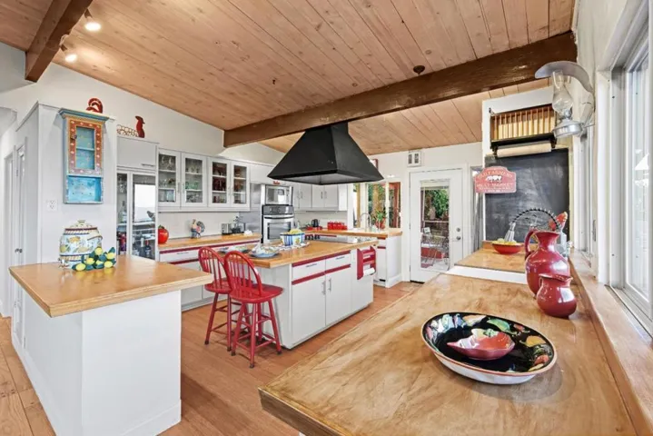440 Hillside Road, San Juan Bautista, California 95045