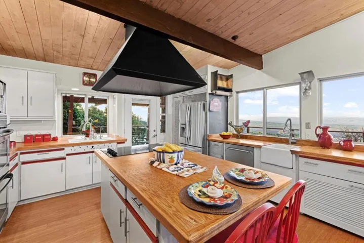 440 Hillside Road, San Juan Bautista, California 95045