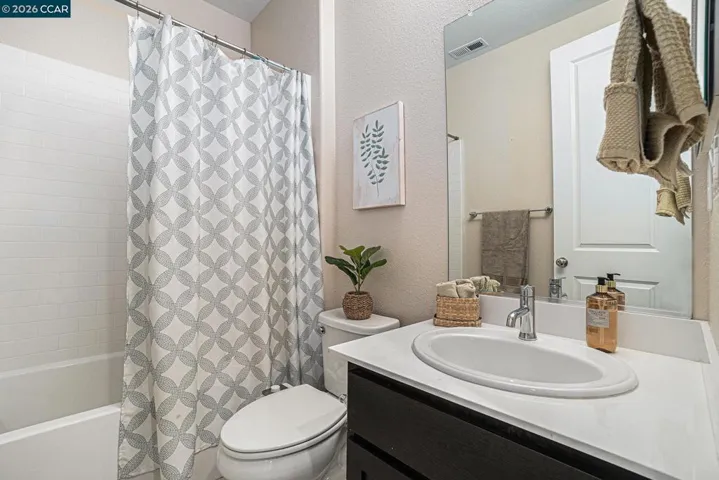 Upstairs Bathroom